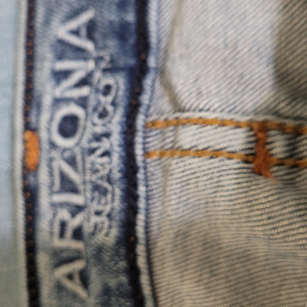 Arizona high rise slim straight Jeans. - Size 19 - Picture 8 of 10
